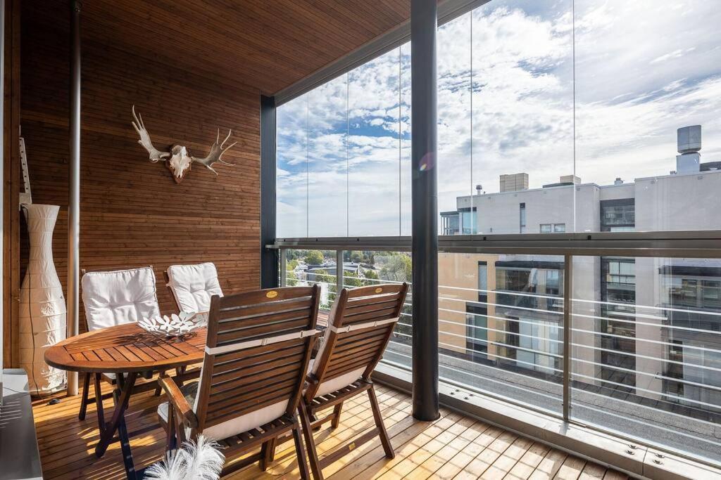 Spacious Home With Four Terrace, Sauna, Sea View Хелзинки Екстериор снимка